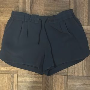 rag & bone grey short
